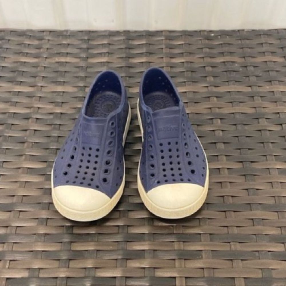 Native Jeffersons, Shoes Children Size 9